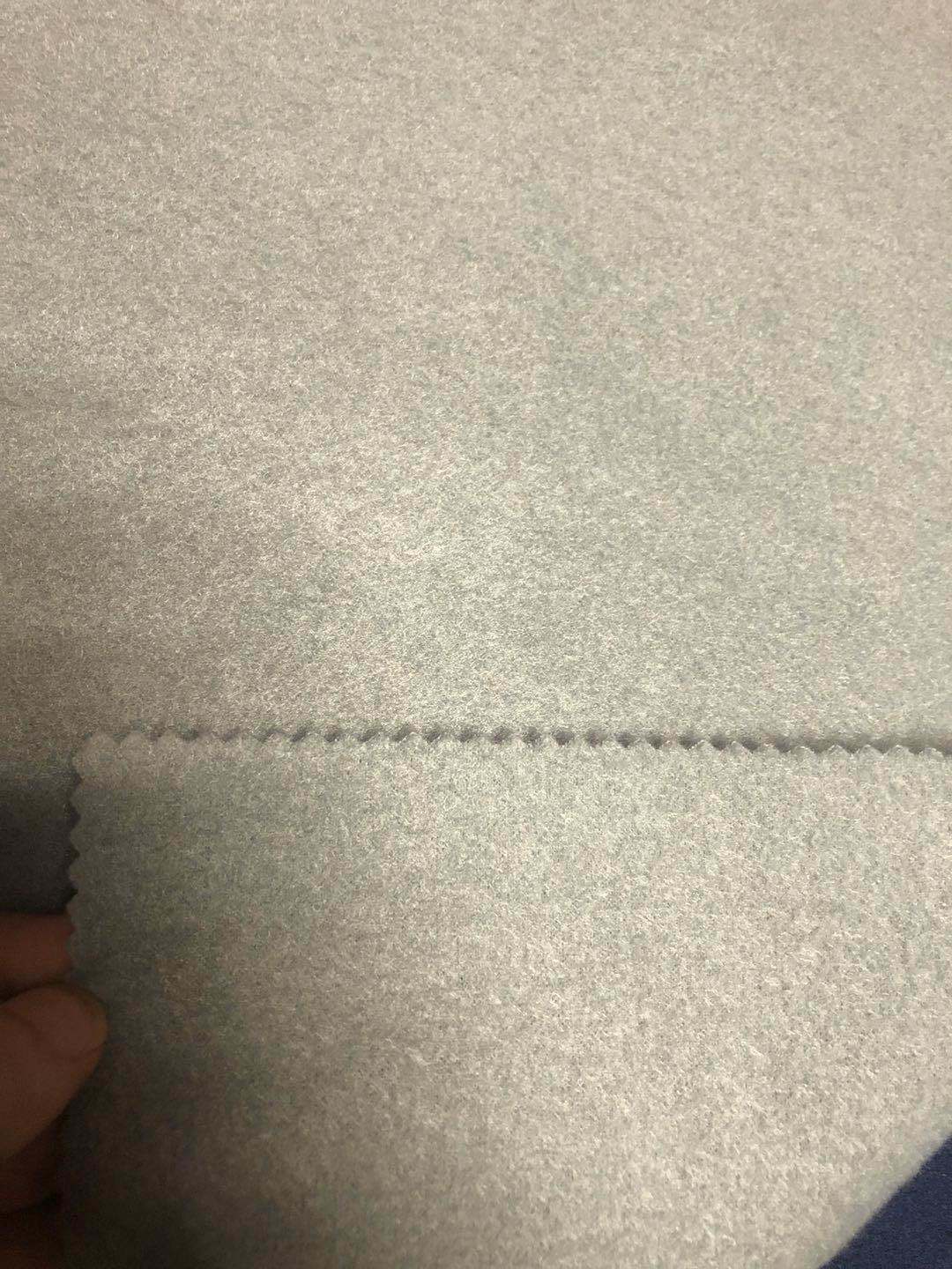 100-Polyester-Polar-Fleece-Dyed-Fabric-FDY-150d-96f-Double-Brush-Without-Anti-Pilling (2).jpg